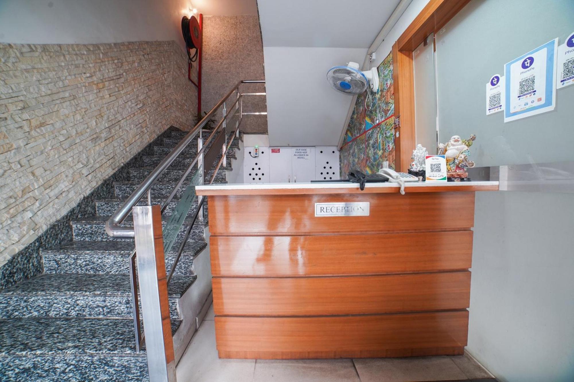 Collection O Prem Ratna Hotel Dehradún Kültér fotó